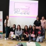 Reciben estudiantes de secundaria y preparatoria kits para el Torneo Zigzag de Robótica Femenil